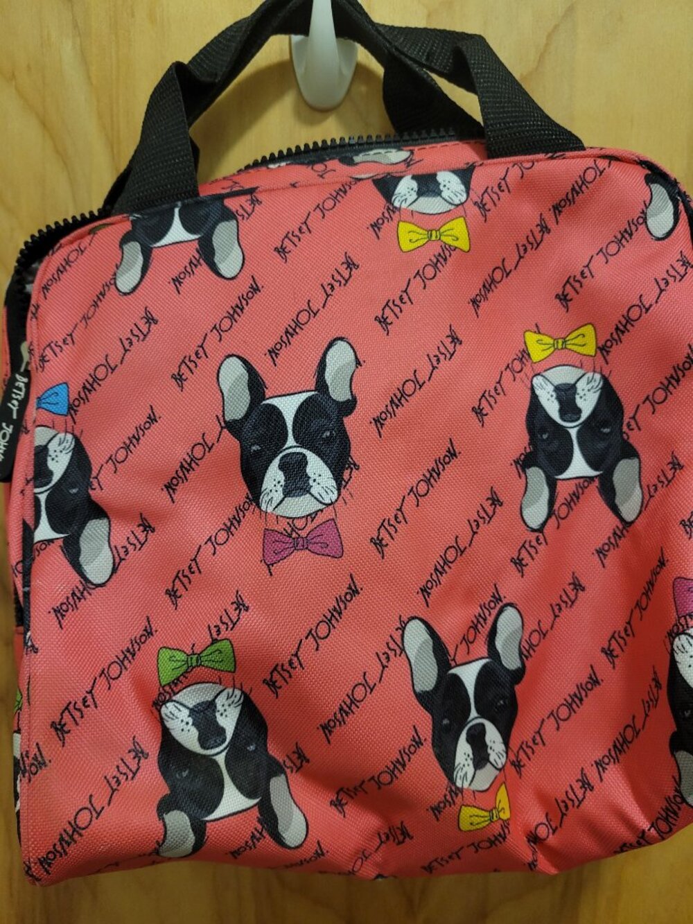 Betsey Johnson Pug Weekender Bag & Lunch Tote - Picture 8 of 13